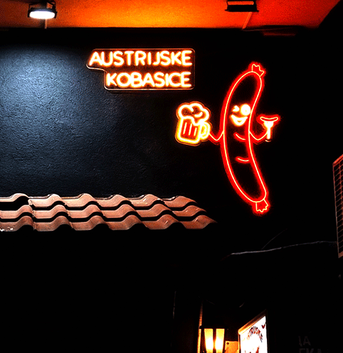 LED Neon reklama GJC AKA Dizajn